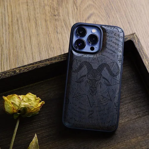 Vista 8 de Carveit Funda magnética de madera para iPhone 13 Pro [madera natural y TPU suave negro] Funda protectora de madera única y elegante a prueba