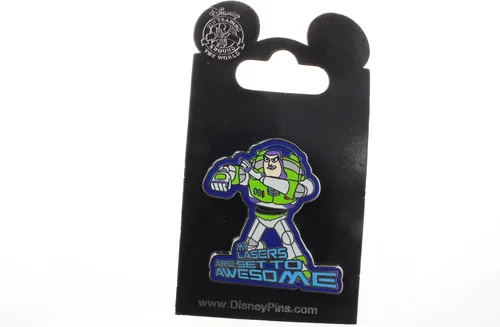Vista 2 de Disney Toy Story Buzz LightyearMi láseres se ajusta a Awesome Pin