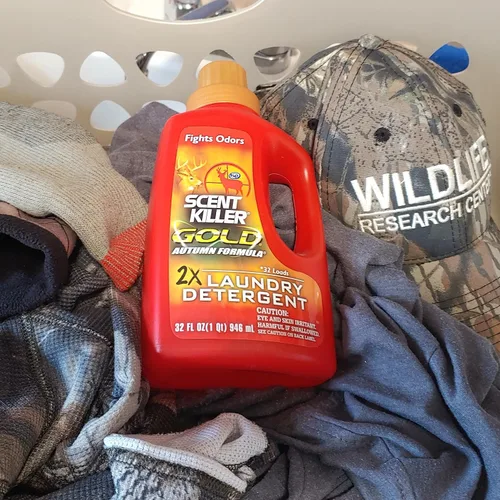 Vista 5 de Scent Killer Gold Autumn Formula Eliminador de olores Detergente para ropa para equipo de caza, 32 onzas líquidas