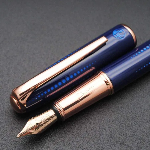 Vista 13 de czxwyst Picasso 916 Malage - Pluma estilográfica, caja original, nueva versión (rojo apagado, punta media, 0.028 in)