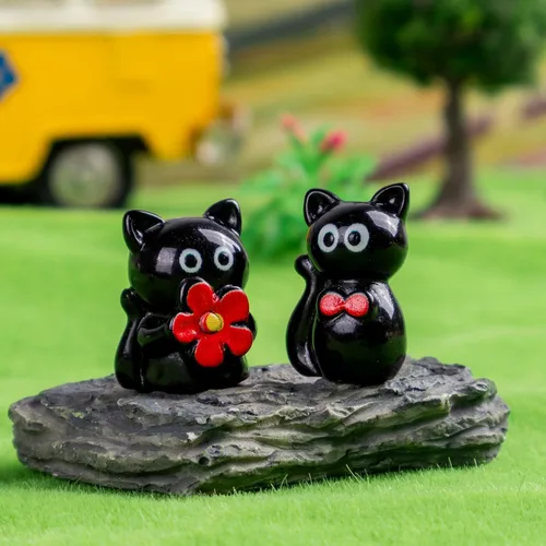 Vista 6 de 36 piezas Figuras de Gatos Negros en Mini de Resina Variedad de Animales Pequeños Pequeñas Figuras de Gatos en Miniatura a Granel para Accesorios