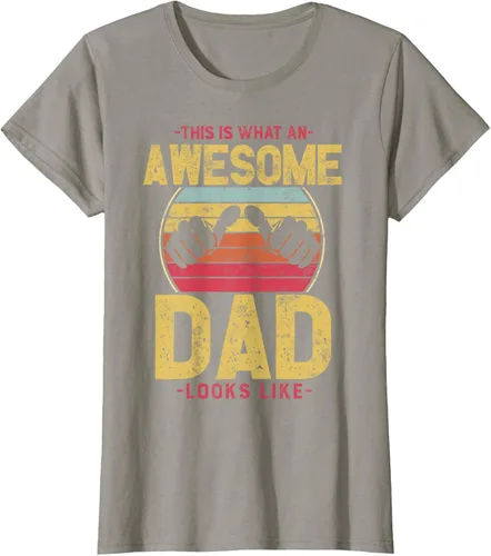 Vista 31 de This is what a awesome dad looks like T-Shirt, Negro