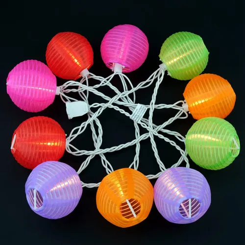 Vista 2 de HOSY 10 unidades de linterna con 3.35 m de luces de cadena de alambre blanco, luces de linterna enchufables con separación de 30.5 cm (multicolor)