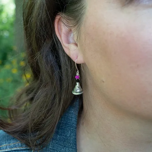 Vista 2 de Black and Fuchsia Witch Hat Earrings - Halloween Jewelry - October Fall Birthday Gift Ideas for Women