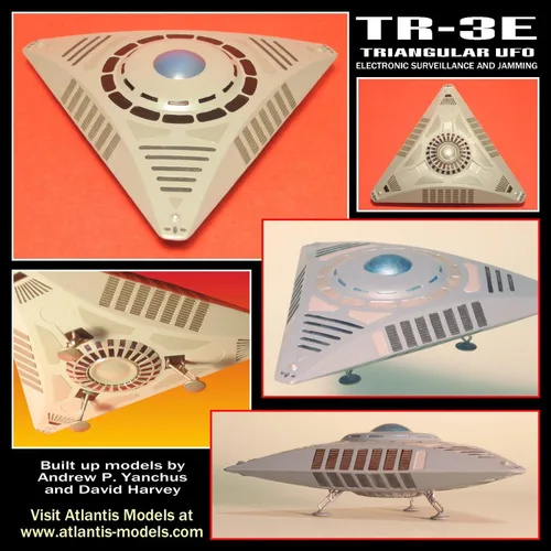 Vista 3 de Triangular Anti Gravedad UFO TR-3E Atlantis Model Company