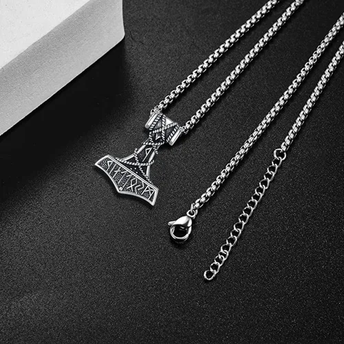 Vista 4 de Viking Jewelry Thor Hammer Mjolnir Collar para hombres y mujeres, lobo nórdico, Odín, hacha vikinga, amuleto de hacha vikinga, talismán, regalos