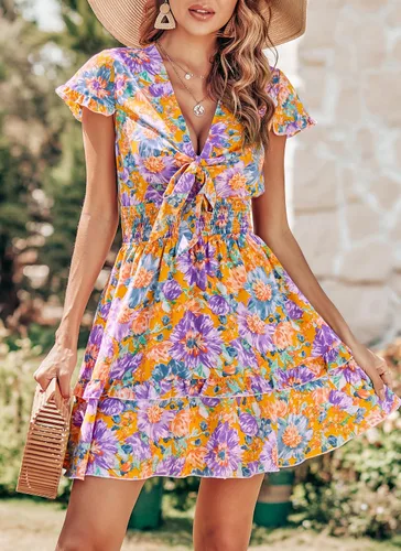 Vista 3 de PRETTYGARDEN Minivestido de manga corta con cuello en V y lazo frontal rojo para mujer