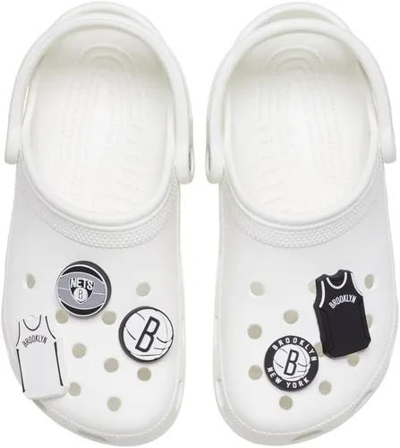 Vista 2 de Crocs Jibbitz - Dijes para zapatos, colección deportiva de equipos de baloncesto de la NBA