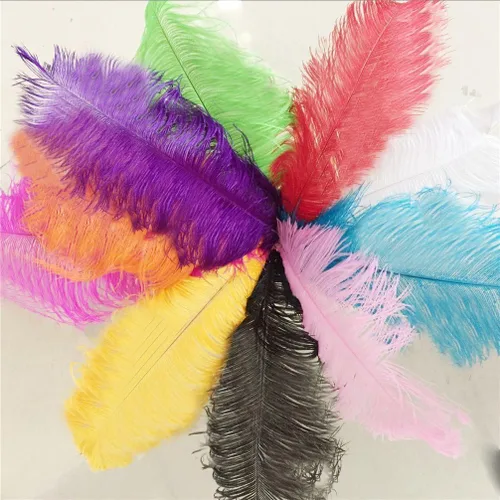Vista 3 de MELADY® Paquete de 50 plumas de avestruz naturales de 12-14 pulgadas (11.8-13.8 in) para decoración del hogar, boda, fiesta (negro)