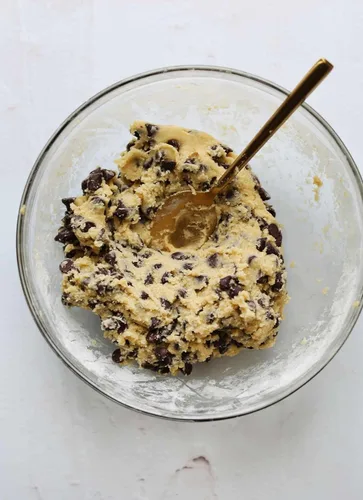 Vista 5 de Ghirardelli Brownie & Cookie Mix Variety Pack – Dark Chocolate Chip Cookie Mix (16.75 oz) & Salted Caramel Brownie Mix (16 oz), 2 Count