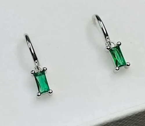 Vista 4 de Hermoso juego de collar de esmeralda verde collar rectangular de esmeralda con aretes juego de joyas de plata de ley 925