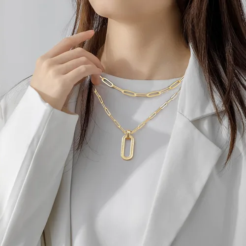 Vista 4 de Collar de cadena de capas con clip delicado chapado en oro de 18 quilates gargantilla en capas para mujer collar simple ajustable con clip de papel