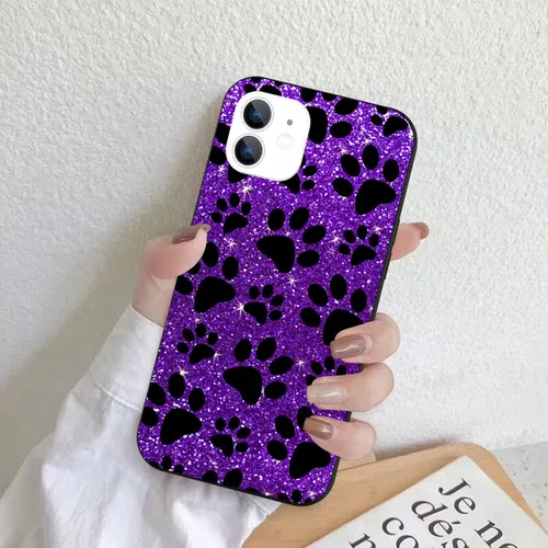 Vista 4 de Funda compatible con iPhone 11, diseño de pata de perro negra y morada, funda protectora de TPU suave con diseño para mujeres y niñas