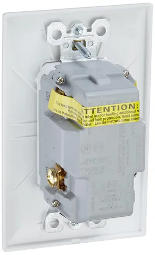 Vista 3 de Legrand - Pass & Seymour Radiant GFCI Outlet con puertos USB y toma de pared (1 unidad)
