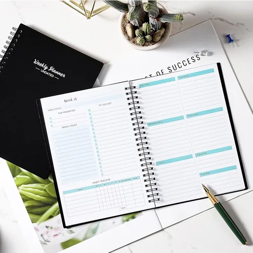 Vista 7 de Weekly Planner - Undated Planner for Whole Year, 67 Weeks, 5.7'' x 8.2