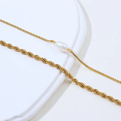 Vista 5 de Dainty Gold Layered Necklaces for Women 18K Gold Plated Stacked Herringbone Choker Necklace Coin Pendant Snake Chain Necklace Trendy Rope Paperclip