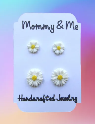 Vista 9 de Aretes de margaritas para mamá e hija, joyería de flores a juego para madre e hija