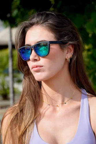 Vista 85 de Hawkers One Sunglasses for Men and Women - 100% UV400 Protection - Lightweight and Square Sunglasses