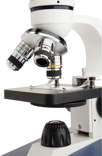 Vista 9 de Celestron Celestron Labs - Microscopio compuesto de cabeza monocular - Aumento de 40-1000x - Etapa mecánica ajustable - Incluye 2 oculares y 10