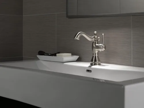 Vista 6 de Delta Cassidy 597LF llave de baño monocomando, 597LF-RBMPU Bronce veneciano