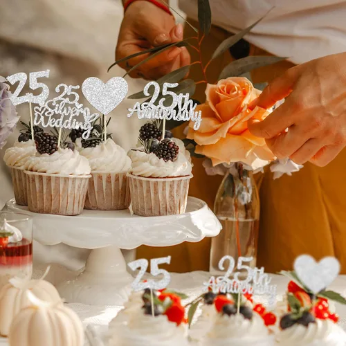 Vista 4 de Gyufise 24 adornos plateados para cupcakes de 25 aniversario, boda, aniversario de 25 años, decoración de pastel de corazón para 25 decoraciones