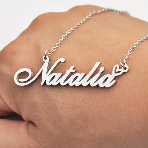 Vista 2 de Aoloshow Collar personalizado con nombre de corazón dorado personalizado con cualquier nombre, joyería de acero inoxidable para graduación de mujer
