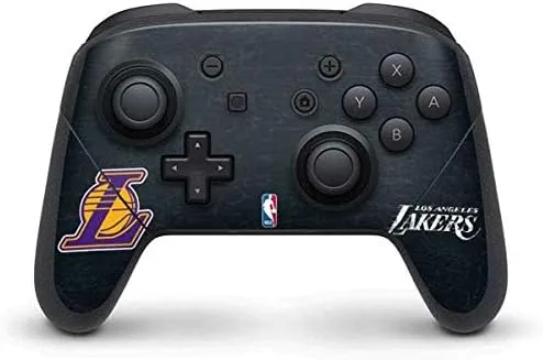 Vista 5 de Skinit Calcomanía para juegos compatible con el controlador Nintendo Switch Pro, con licencia oficial de la NBA Los Angeles Lakers Black Animal