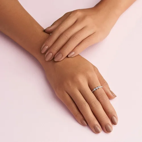 Vista 5 de PANDORA Anillo de circonita cúbica con estrellas celestiales en plata de ley