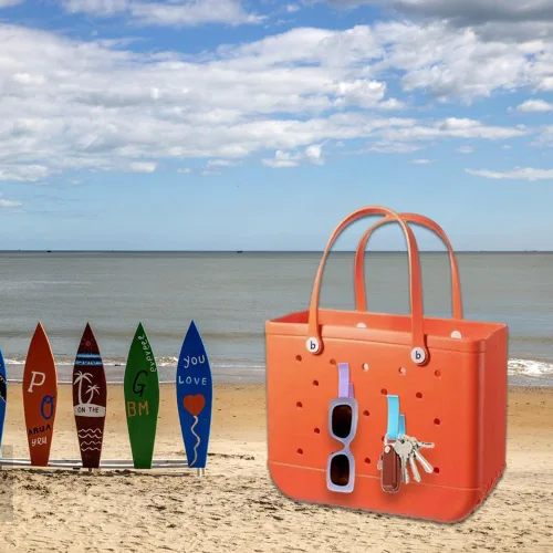 Vista 4 de Ganchos para bolsas Bogg, portavasos y lentes de sol, compatible con bolsa de mano y bolsa Bogg (azul oscuro)