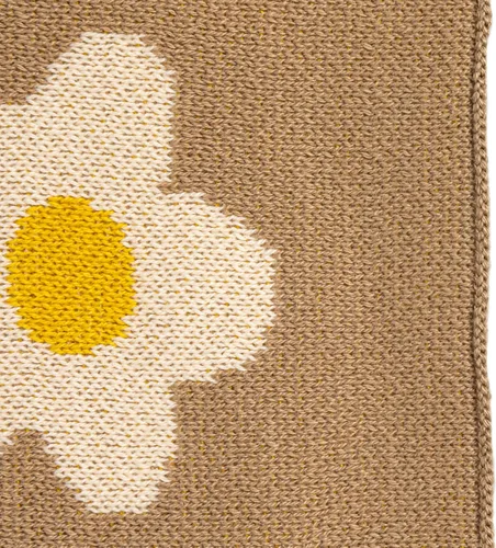 Vista 6 de Creative Co-Op Manta de punto de algodón para bebé con flores impresas, marrón y blanco Flores de color beige