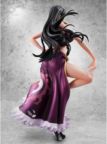 Vista 6 de Megahouse - One Piece - Boa Hancock ver. 3D2Y (Edición Limitada), Figura Coleccionable Retrato de Piratas