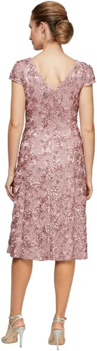 Vista 2 de Petite Cocktail Dress in Rosette Lace with Cap Sleeves