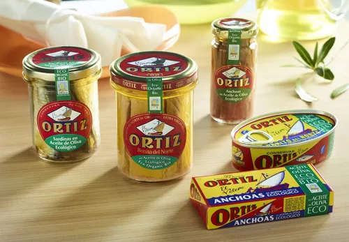 Vista 3 de Ortiz Atún blanco en aceite de oliva virgen extra orgánico, fresco y tierno, capturado silvestre español, alto en proteínas y grasas Omega 3