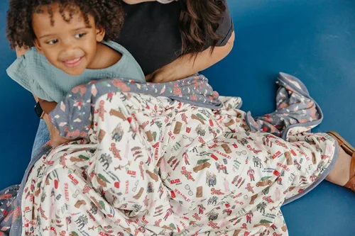 Vista 4 de Copper Pearl Manta de bebé jumbo de 3 capas: edredones suaves para niños y niñas Transpirable, acogedora, manta para niños pequeños Edredón