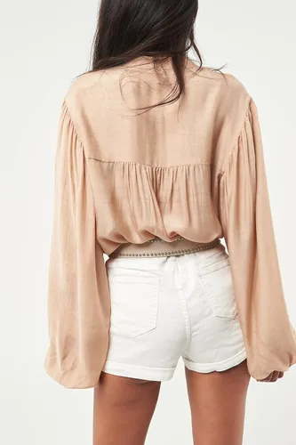 Vista 4 de Seta Apparel Blusa de manga larga con botones para mujer