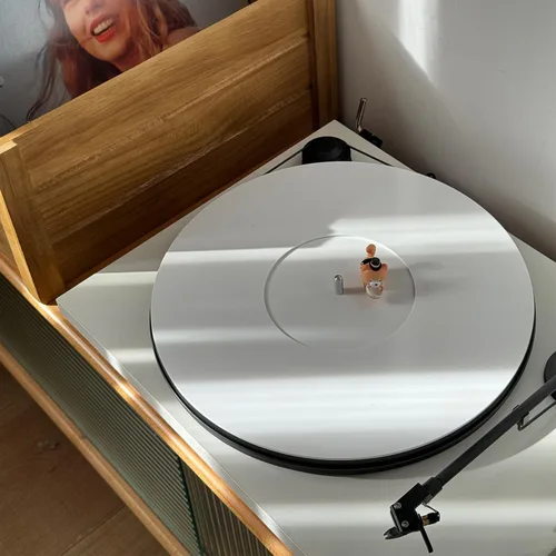 Vista 7 de TAKMORK - Tapete para tocadiscos, acrílico de 12 pulgadas y 0.118 in con hueco central de etiquetas, color blanco Helps Reduce Static Buildup