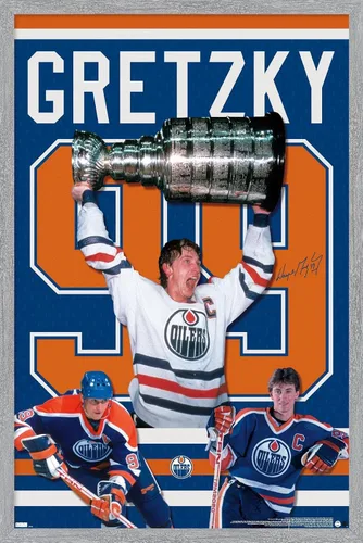 Vista 13 de Trends International Wayne Gretzky - Póster de pared de jersey, 22.4 pulgadas de largo x 14.7 pulgadas, versión enmarcada en madera de granero