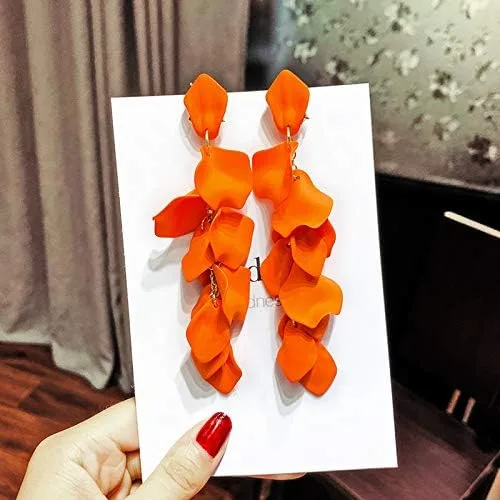 Vista 3 de Pendientes largos colgantes con borla y pétalos de rosa de resina para colgar con borla floral para mujeres y niñas, regalos elegantes de joyería