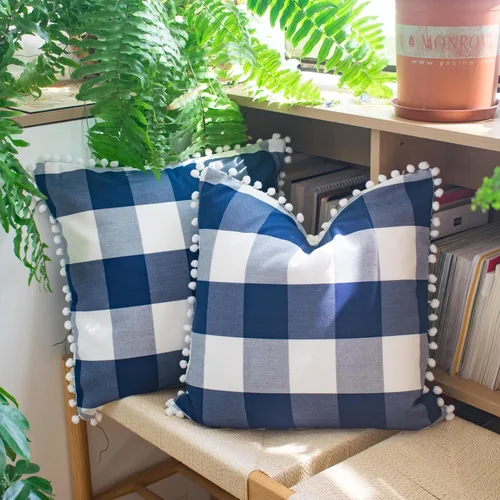 Vista 16 de HOPLEE Juego de 2 fundas de almohada de granja con pompones para decoración del hogar, 16 x 16 pulgadas, color azul claro