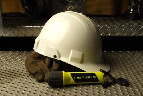 Vista 4 de Streamlight 68201 4 baterías AA ProPolymer, linterna LED con LED de color blanco, amarillo