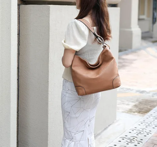 Vista 3 de MKF Hobo - Bolsos para mujer, bolso de piel sintética suave y holgado para mujer, bolso de hombro estilo hobo para mujer, bolsillo con asa superior