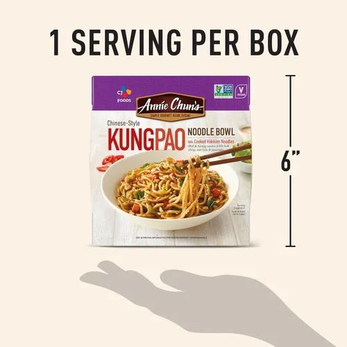 Vista 10 de Tazón de fideos Annie Chun's sabor Kung Pao Vegano, estable, 8.5 oz (paquete de 6), comida preparada para microondas de estilo chino