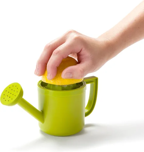 Vista 9 de Peleg Design Lemoniere - Exprimidor manual en forma de regadera original, exprimidor de plástico verde con vertedor para jugo de limón o cítricos