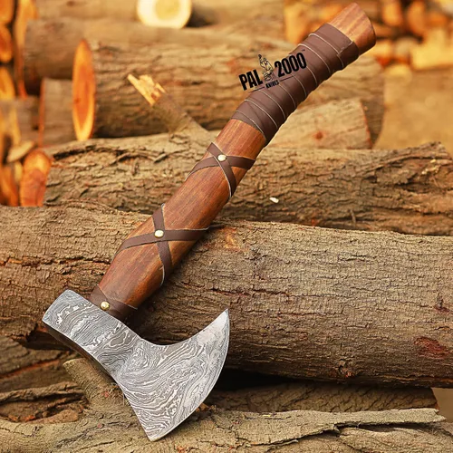 Vista 3 de AX-9436 - Hacha vikinga de acero de Damasco forjada para regalo personalizado de 18 pulgadas, con eje de madera de rosa, hacha de camping barbuda