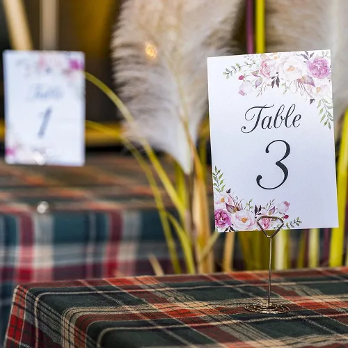 Vista 6 de Jofefe 24 soportes únicos para números de mesa con 24 tarjetas de lugar, soporte para tarjetas de lugar, soportes para tarjetas de mesa, soportes