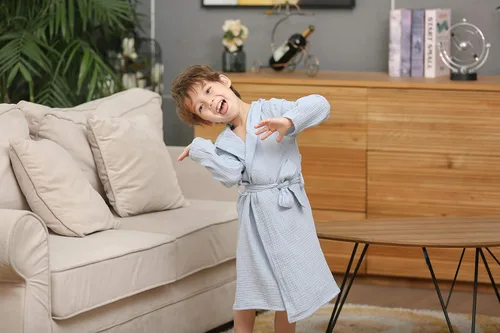 Vista 6 de Bata de baño de algodón orgánico, suave y transpirable, bata de bebé para niños, bata de muselina con capucha para niños y niñas