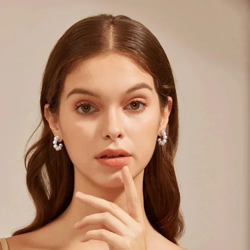 Vista 4 de Gacimy Aretes de aro de perlas para mujer con poste de plata de ley 925