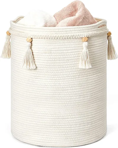 Vista 8 de Mkono - Canasta decorativa de macramé de cuerda de algodón boho, linda cesta tejida con borla, contenedores de almacenamiento para armario