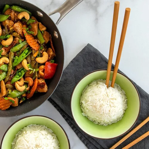 Vista 2 de Nordic Ware Wok hilado, 10 pulgadas