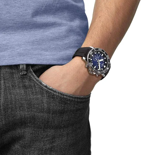 Vista 2 de Tissot Men's Seastar 6601000 Stainless Steel Casual Watch